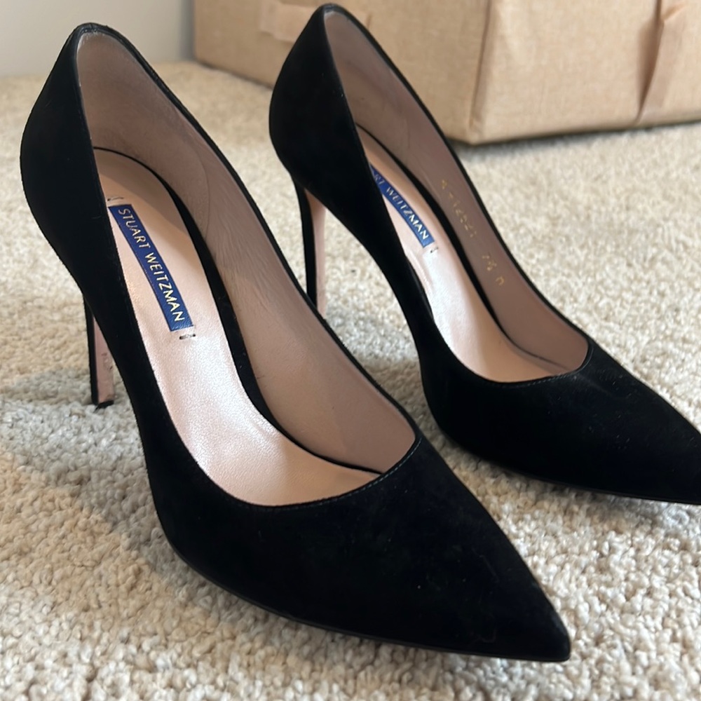 Stuart Weitzman black pumps